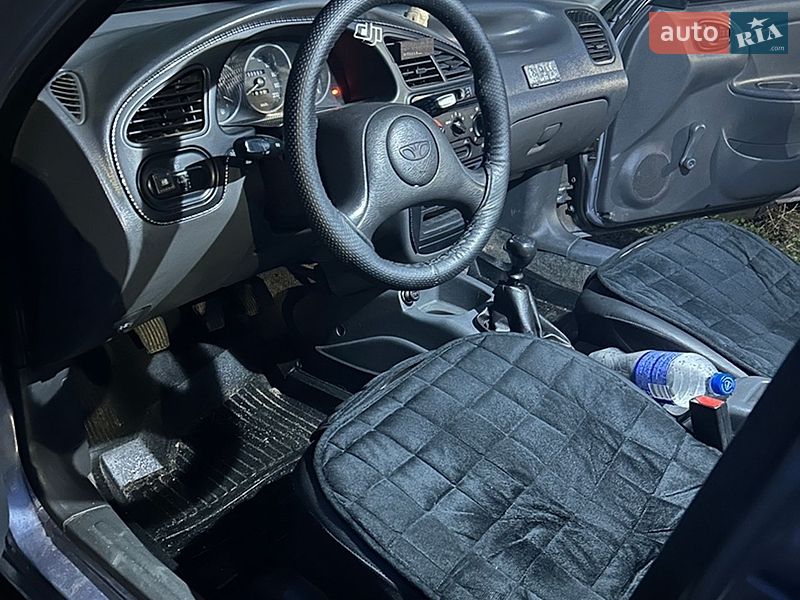 Седан Daewoo Lanos 2011 в Полтаві