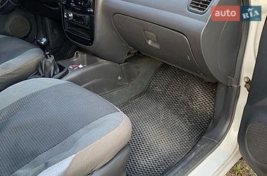 Седан Daewoo Lanos 2000 в Дніпрі
