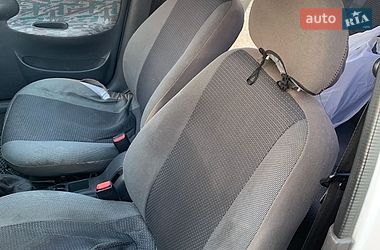 Седан Daewoo Lanos 2000 в Дніпрі