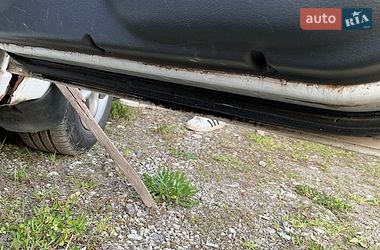 Седан Daewoo Lanos 2000 в Дніпрі
