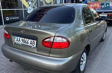 Седан Daewoo Lanos 2004 в Києві