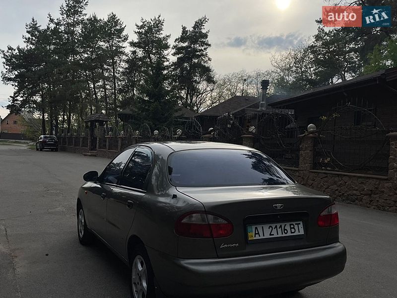 Седан Daewoo Lanos 2001 в Києві