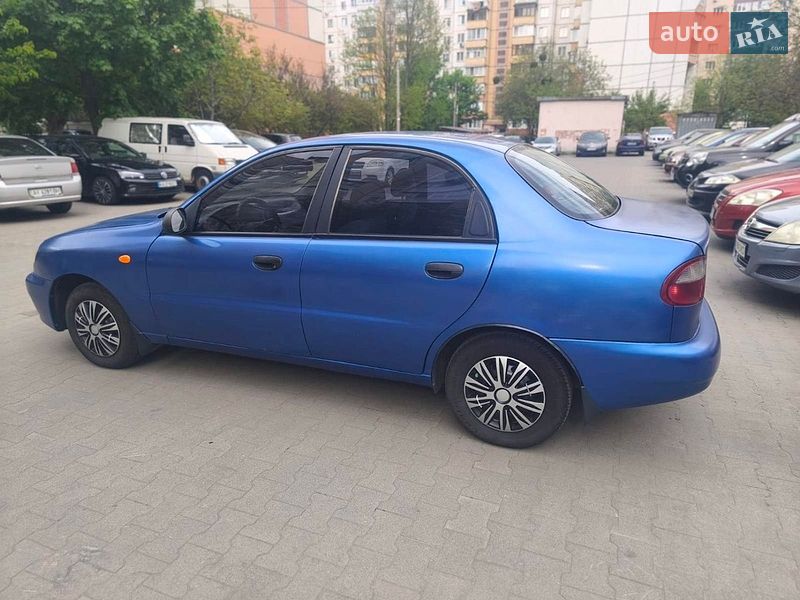 Седан Daewoo Lanos 2008 в Вишневому