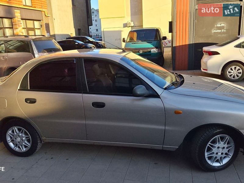 Седан Daewoo Lanos 2008 в Ивано-Франковске