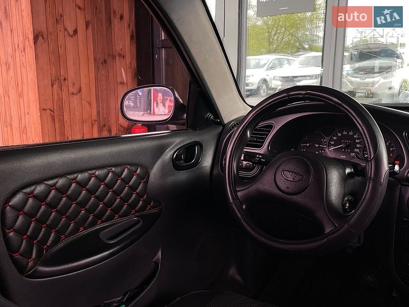Седан Daewoo Lanos 2001 в Вінниці