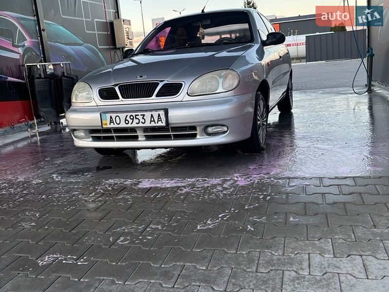 Седан Daewoo Lanos 2005 в Изе