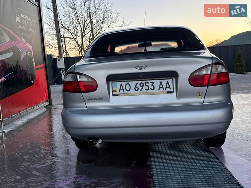 Седан Daewoo Lanos 2005 в Изе