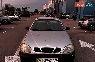 Седан Daewoo Lanos 1998 в Киеве
