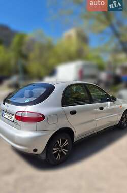 Хетчбек Daewoo Lanos 2004 в Дніпрі