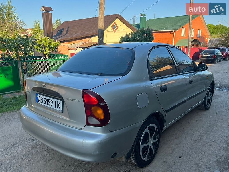 Седан Daewoo Lanos 2003 в Виннице