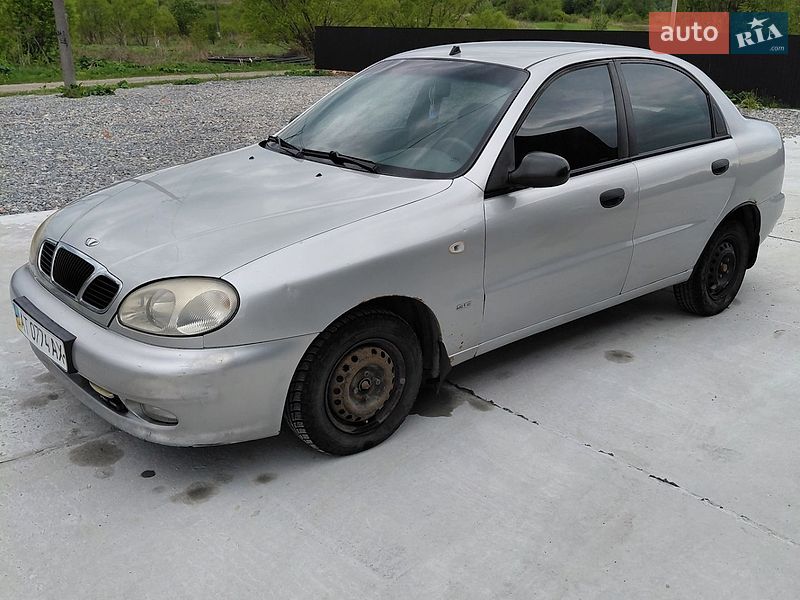 Седан Daewoo Lanos 2003 в Ивано-Франковске
