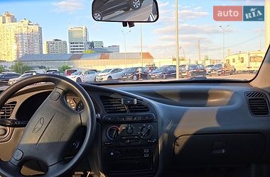 Седан Daewoo Lanos 2003 в Києві