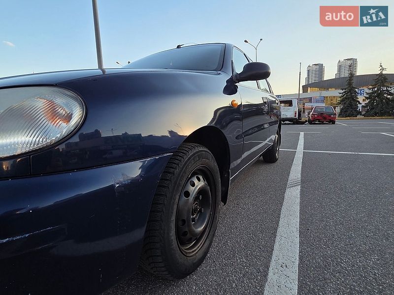 Седан Daewoo Lanos 2003 в Києві