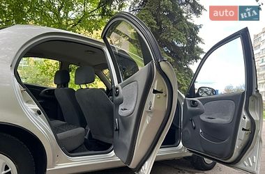 Седан Daewoo Lanos 2006 в Лозовой