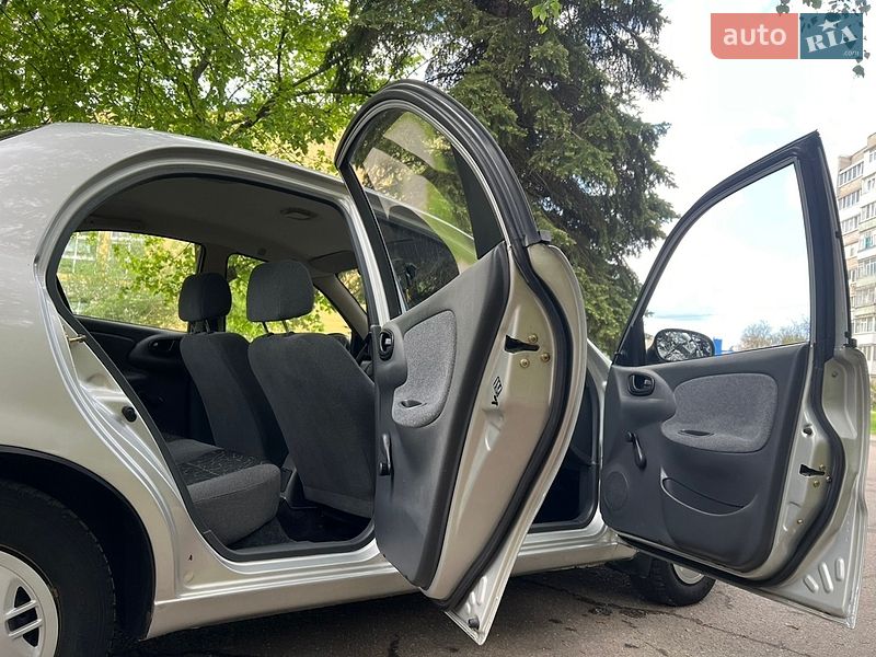 Седан Daewoo Lanos 2006 в Лозовой