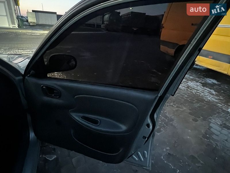 Седан Daewoo Lanos 2008 в Дніпрі