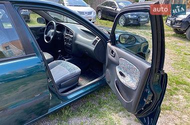 Седан Daewoo Lanos 1998 в Києві