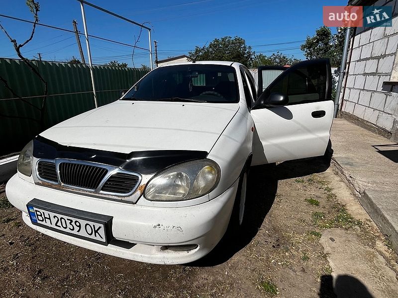 Седан Daewoo Lanos 2004 в Одесі