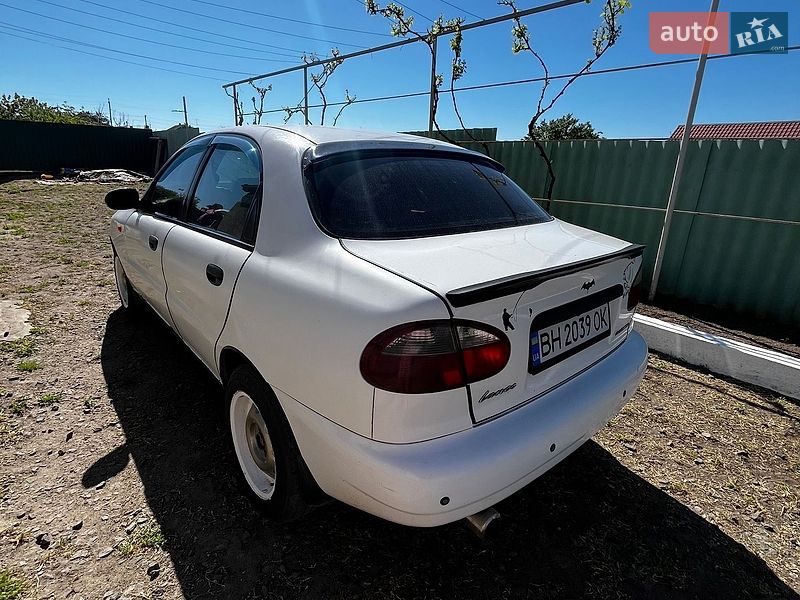 Седан Daewoo Lanos 2004 в Одесі