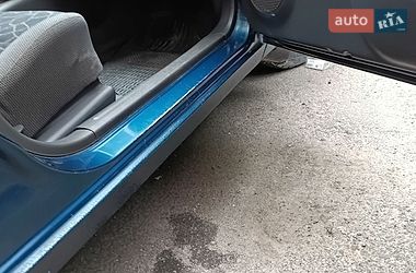 Седан Daewoo Lanos 2001 в Львове