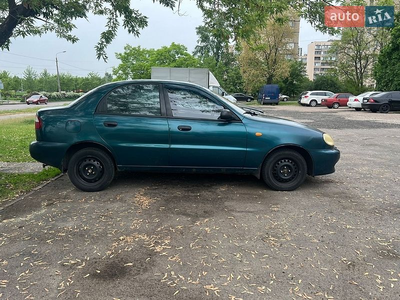 Седан Daewoo Lanos 2003 в Києві