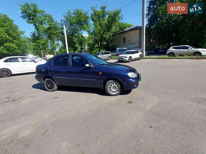 Седан Daewoo Lanos 2003 в Харькове