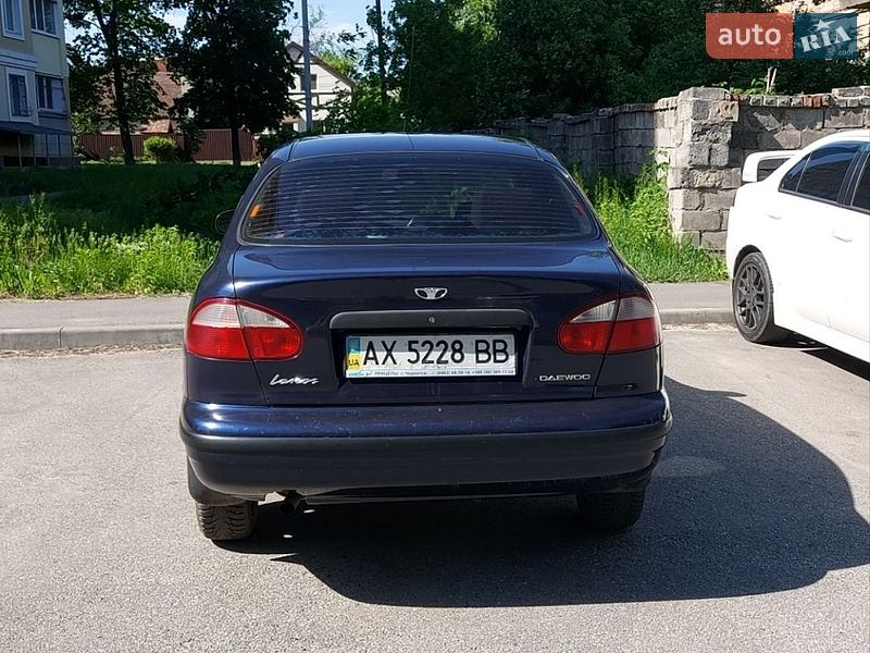 Седан Daewoo Lanos 2003 в Харькове