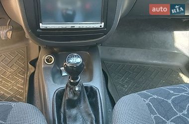 Седан Daewoo Lanos 2003 в Харькове