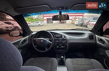 Седан Daewoo Lanos 2004 в Харкові