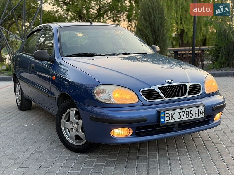 Седан Daewoo Lanos 2008 в Рівному