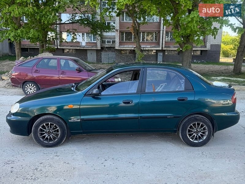 Седан Daewoo Lanos 2004 в Львове