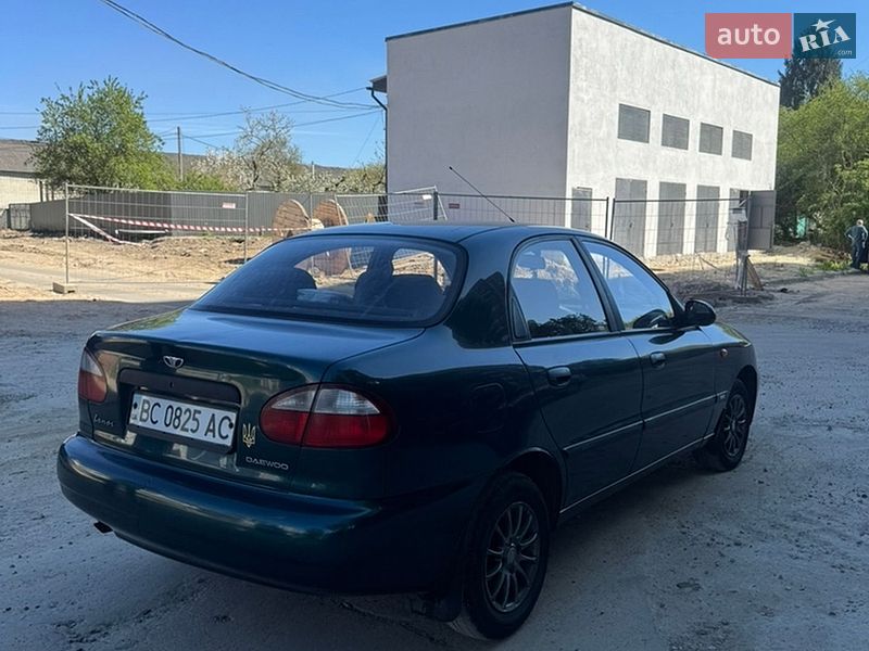 Седан Daewoo Lanos 2004 в Львове