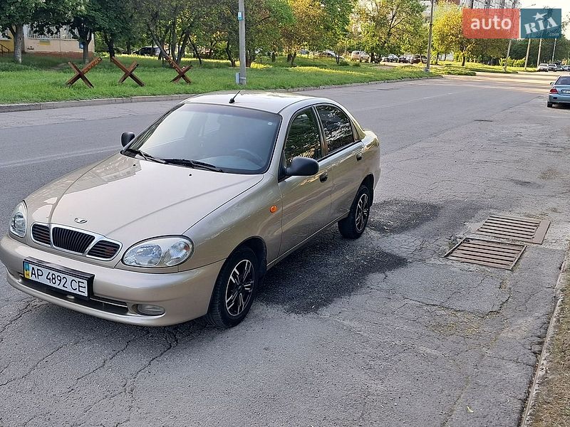 Седан Daewoo Lanos 2008 в Запоріжжі