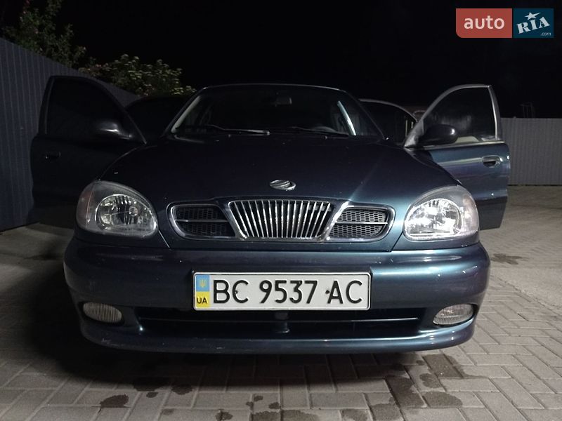 Седан Daewoo Lanos 2005 в Острозі