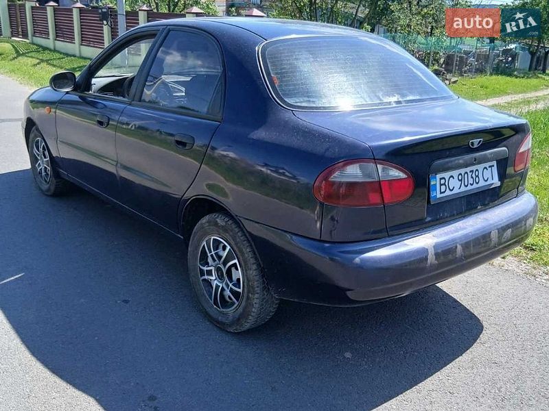 Седан Daewoo Lanos 2006 в Яворові