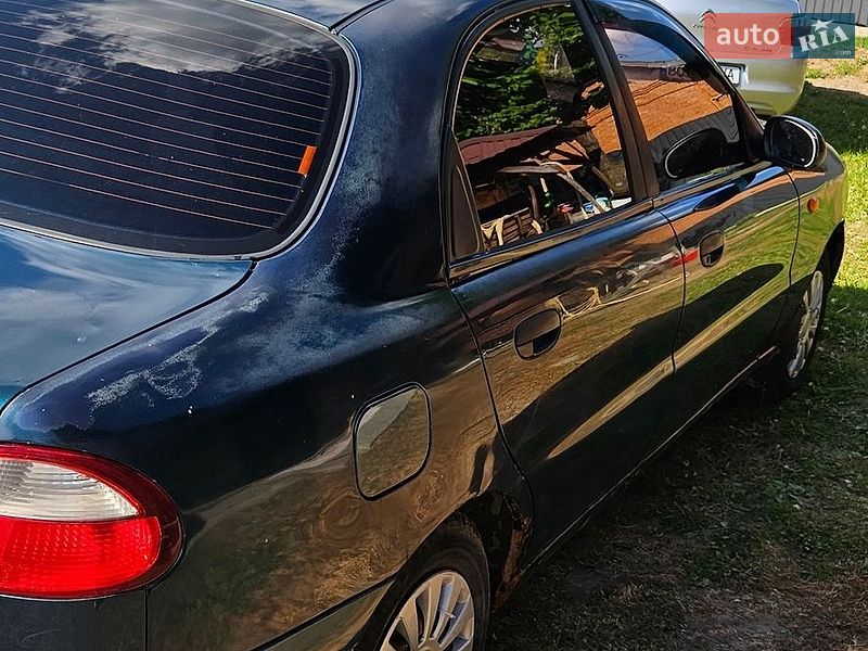 Седан Daewoo Lanos 2005 в Монастыриске