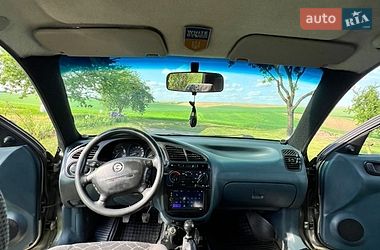 Седан Daewoo Lanos 2003 в Луцьку