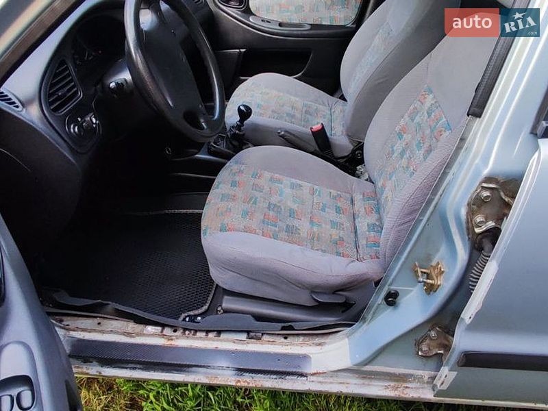 Седан Daewoo Lanos 2005 в Черкасах