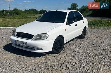 Седан Daewoo Lanos 2003 в Браиловом