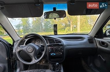 Седан Daewoo Lanos 2003 в Черновцах