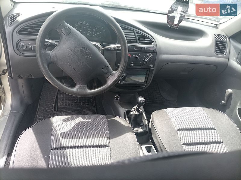 Седан Daewoo Lanos 2006 в Кам'янському