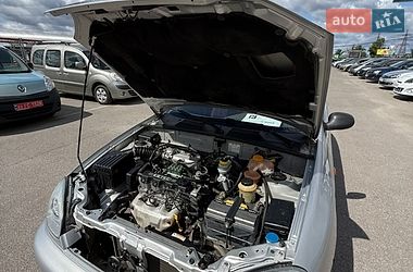 Седан Daewoo Lanos 2003 в Полтаві