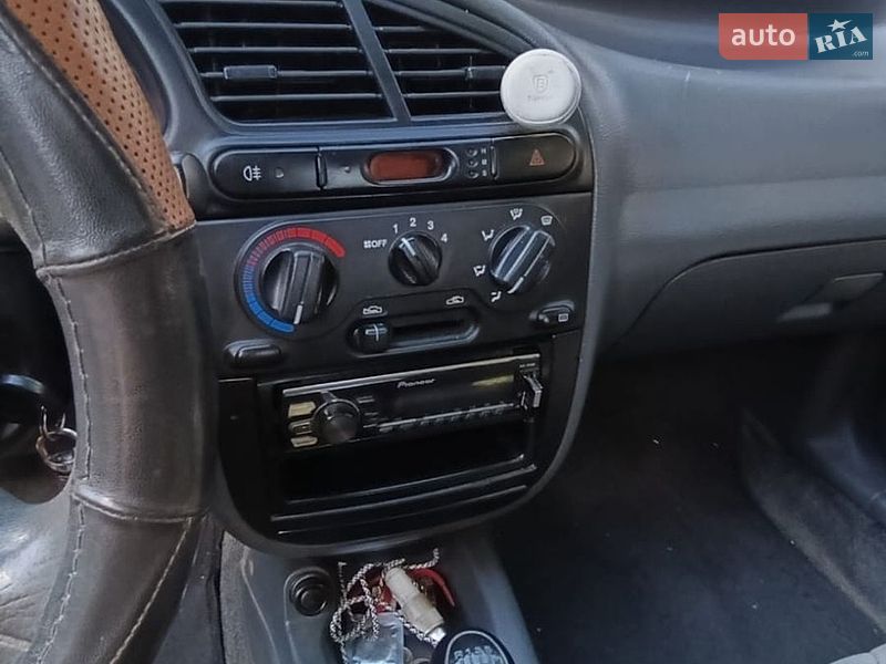 Седан Daewoo Lanos 2004 в Тернополі