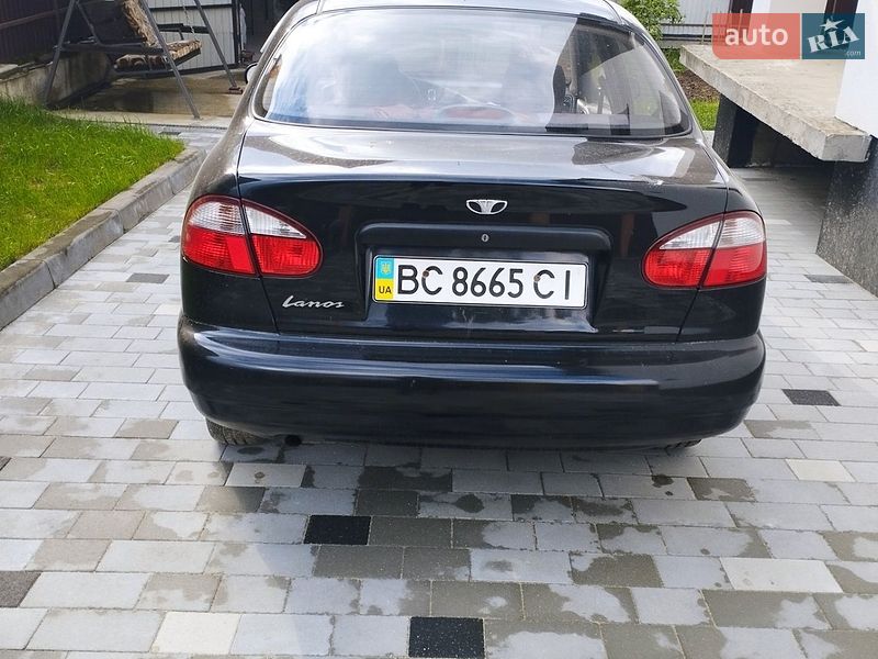 Седан Daewoo Lanos 2007 в Стебнику