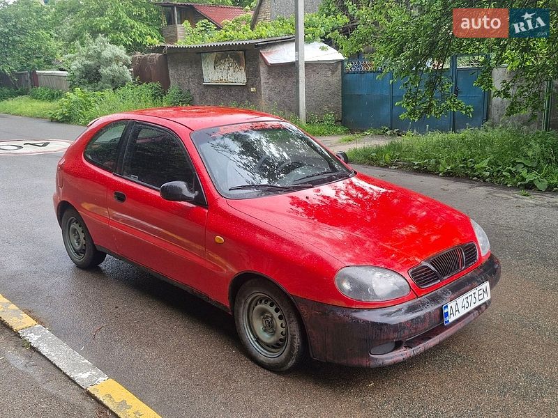 Хэтчбек Daewoo Lanos 2002 в Киеве