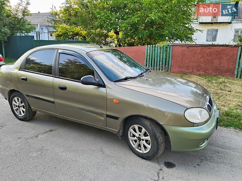 2005 Daewoo Lanos, VIN Y6DTF69YD6W261681:plate — фото 1 (autoria)