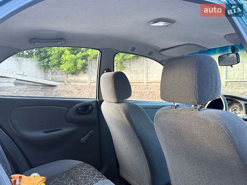 Седан Daewoo Lanos 2008 в Золотоноше