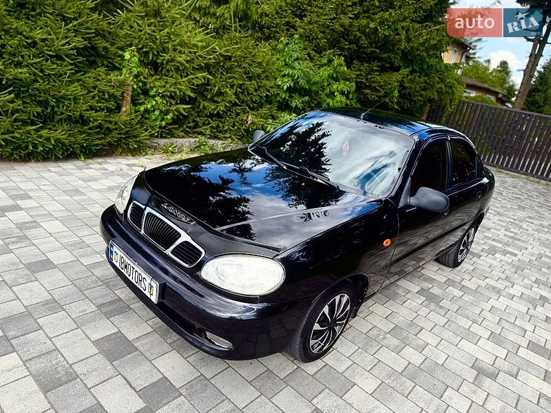 Седан Daewoo Lanos 2012 в Староконстантинове