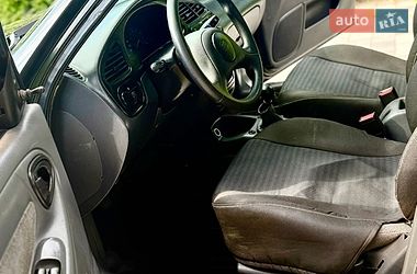 Седан Daewoo Lanos 2012 в Староконстантинове