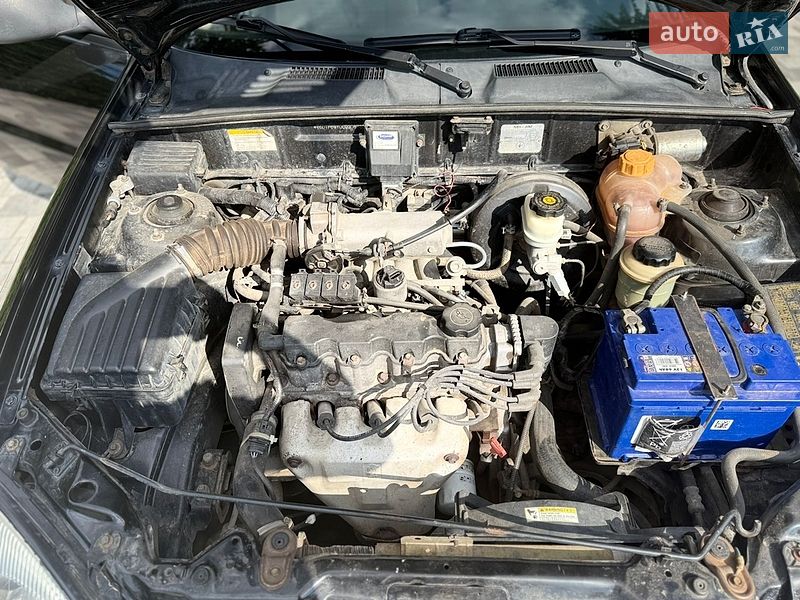 Седан Daewoo Lanos 2012 в Староконстантинове
